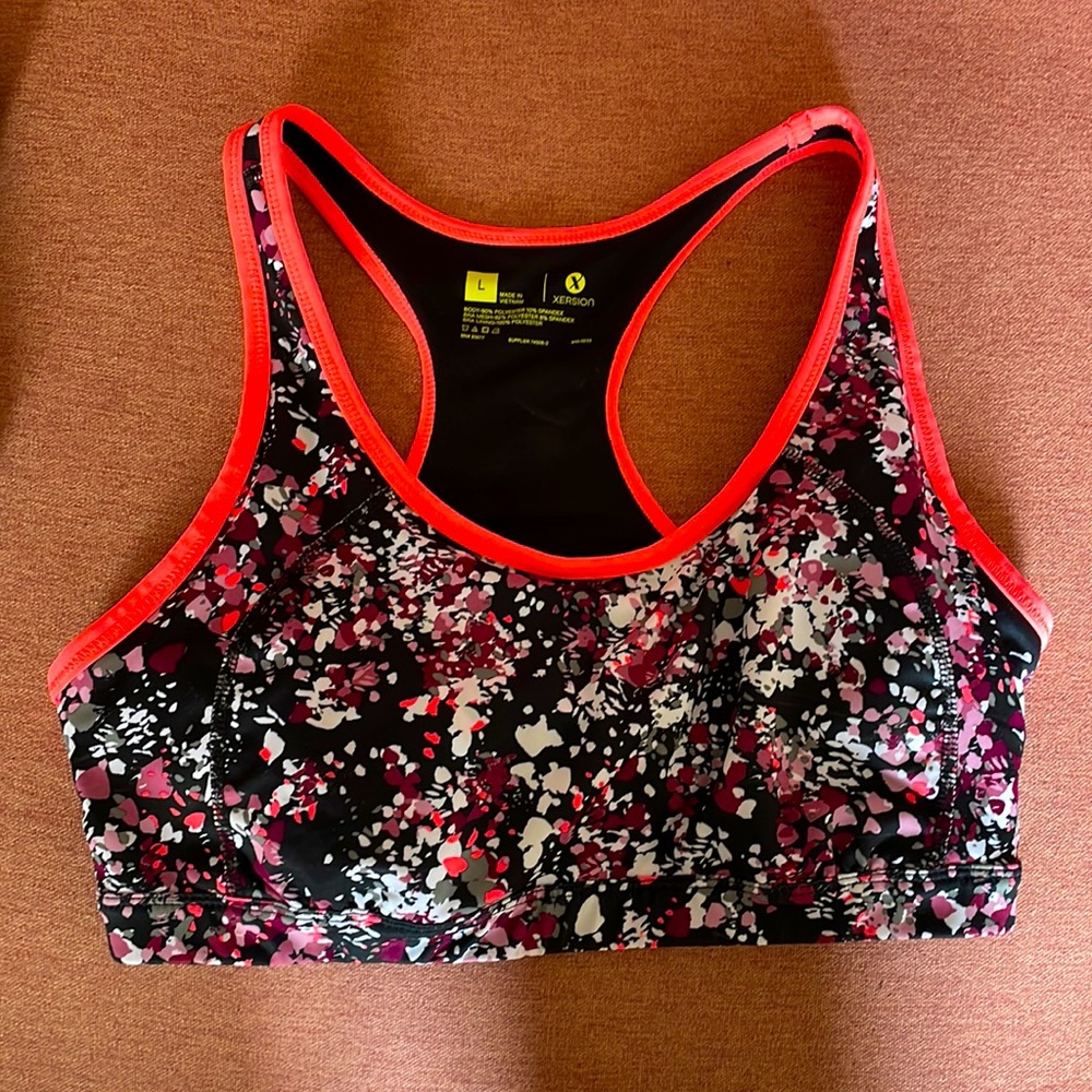 Sports bra